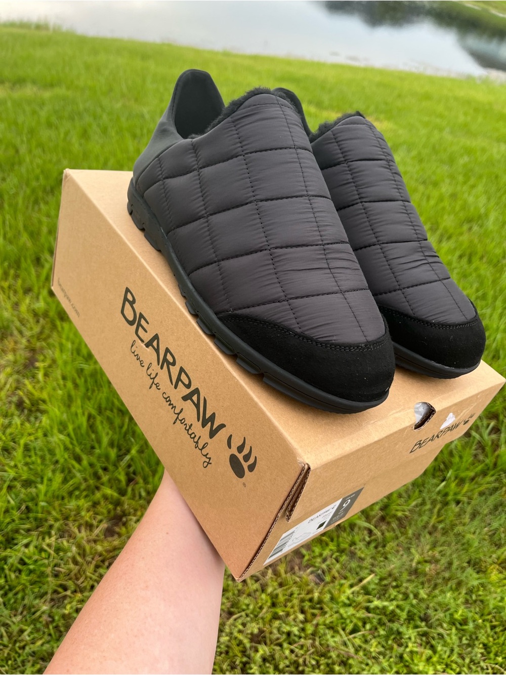 New In Box BearPaw Harry Black Quilted Slip-On Loafers Size 9